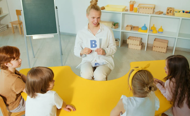 What Are the Signs of an Amazing Daycare Teacher?