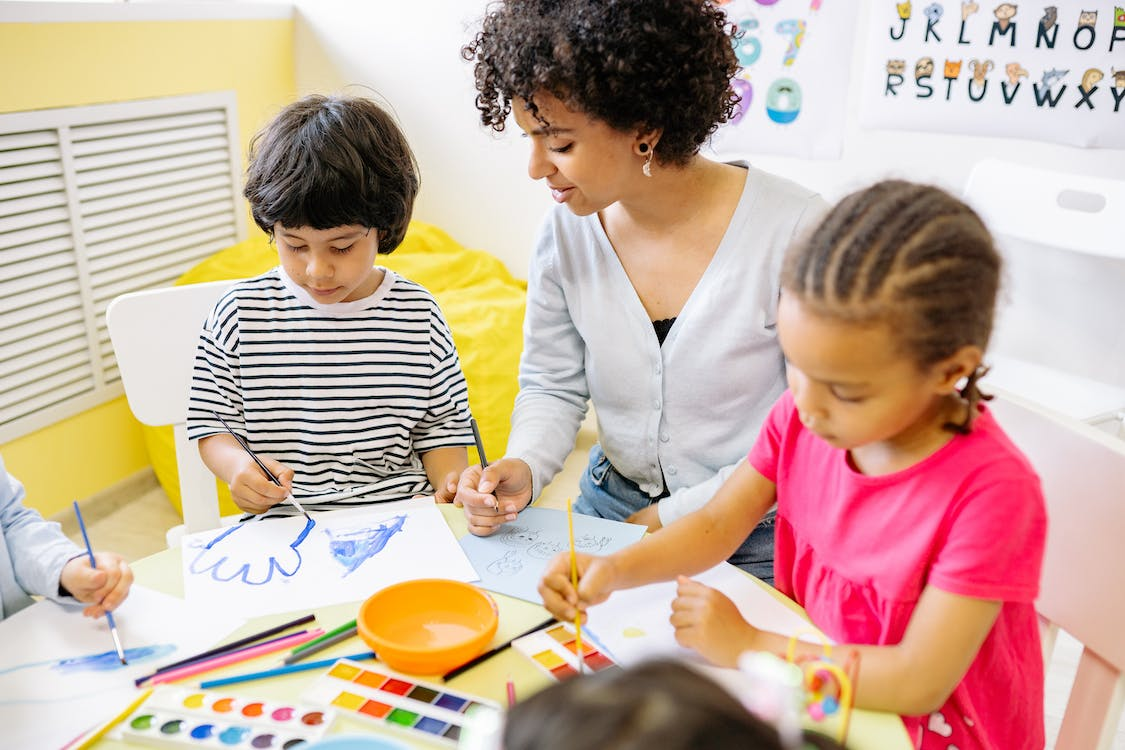 Childcare experts agree that enrolling your child in a daycare or childcare facility can positively impact their growth and development. Children who attend daycare learn the concept of autonomy and start doing a lot of tasks on their own. Additionally, these kids develop a better routine, learn responsibility, and get opportunities to be friends with other children. […]
